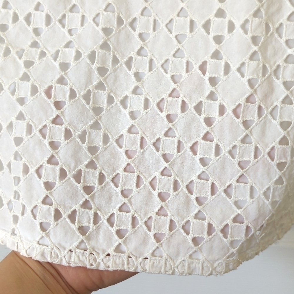 Athleta Eyelet Dunes Relaxed Embroidered Split Neck Tassel Tied Tank Top White S - Picture 7 of 11